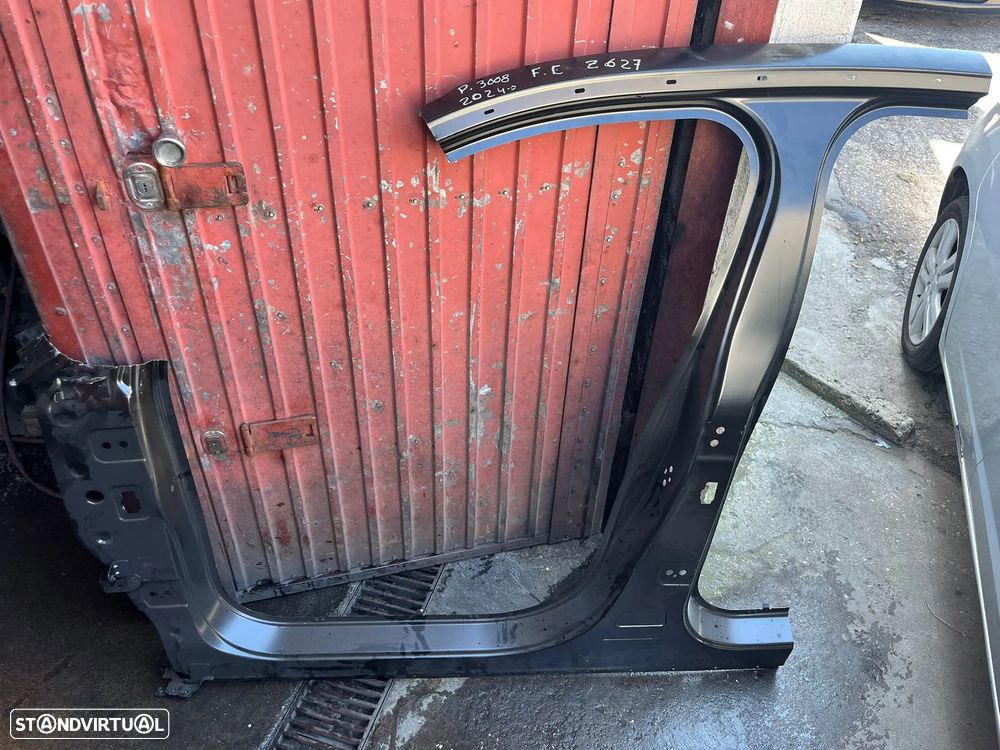 Peugeot 3008 III - PAINEL EMBALADEIRA FRENTE ESQUERDA - Z627 - 1