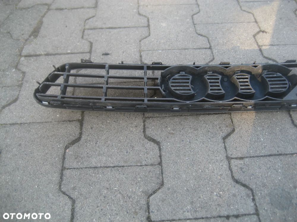 audi a3 8l0 96-99r atrapa grill 8l0807683 - 6