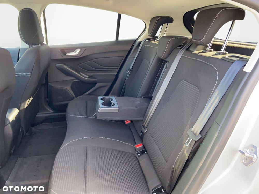 Ford Focus 1.0 EcoBoost Titanium X - 13