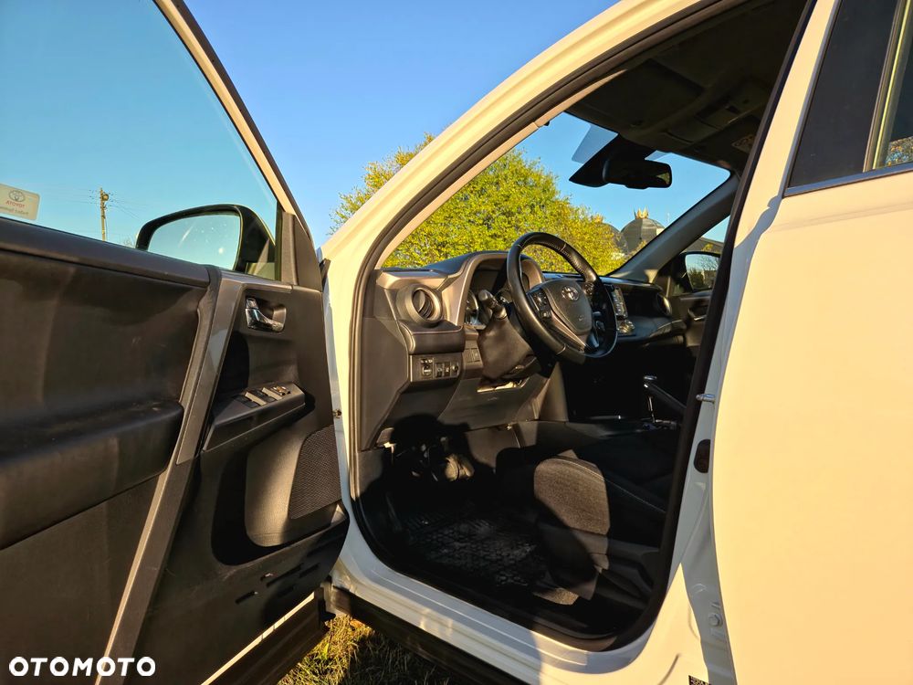 Toyota RAV4 Hybrid Style 4x4 - 11