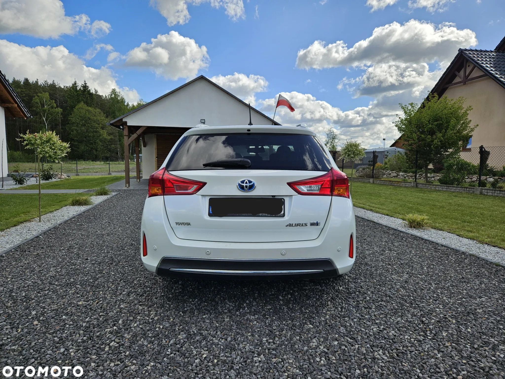 Toyota Auris Hybrid 135 Prestige - 4