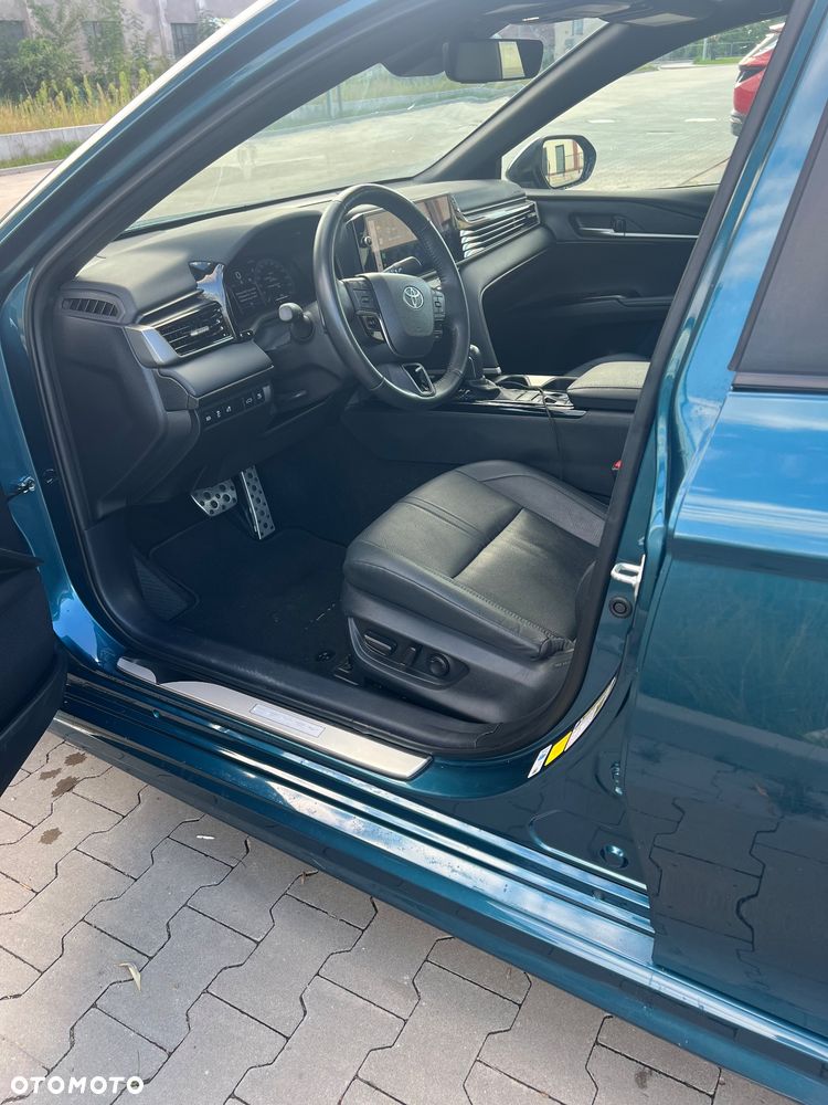Toyota Camry - 9