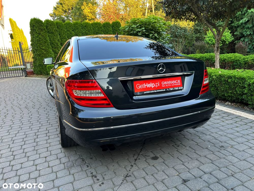 Mercedes-Benz Klasa C 180 Coupe BlueEFFICIENCY 7G-TRONIC - 14