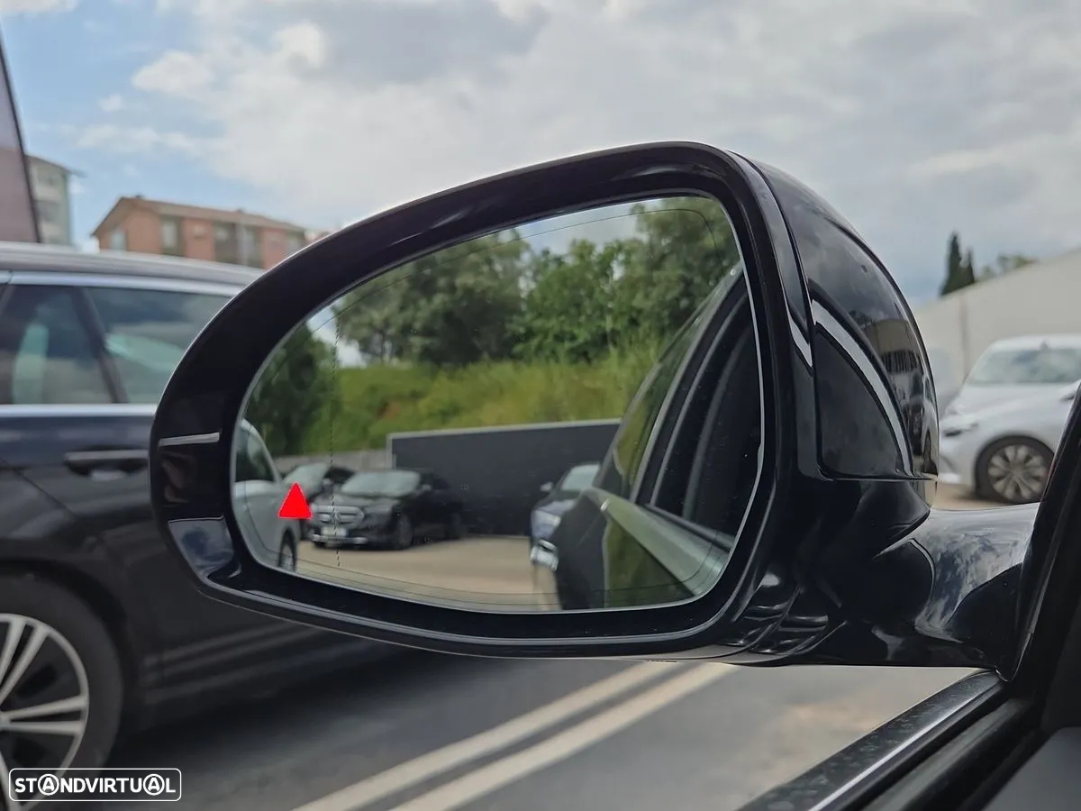 Mercedes-Benz E 300 de - 13