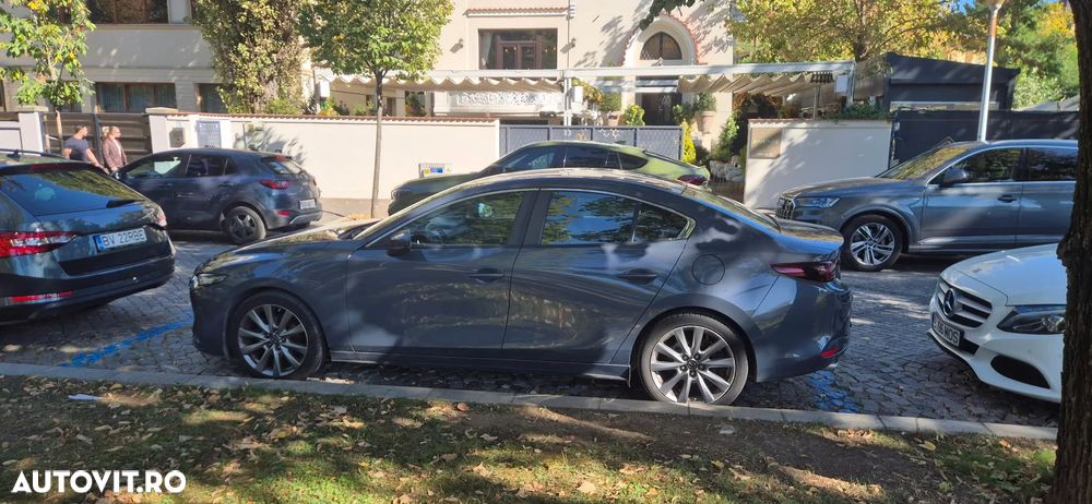 Mazda 3 - 8