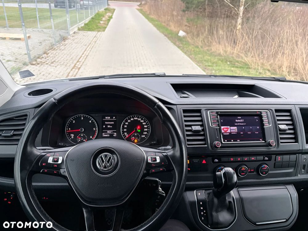 Volkswagen Multivan 2.0 TDI L1 Trendline 4Motion DSG - 17