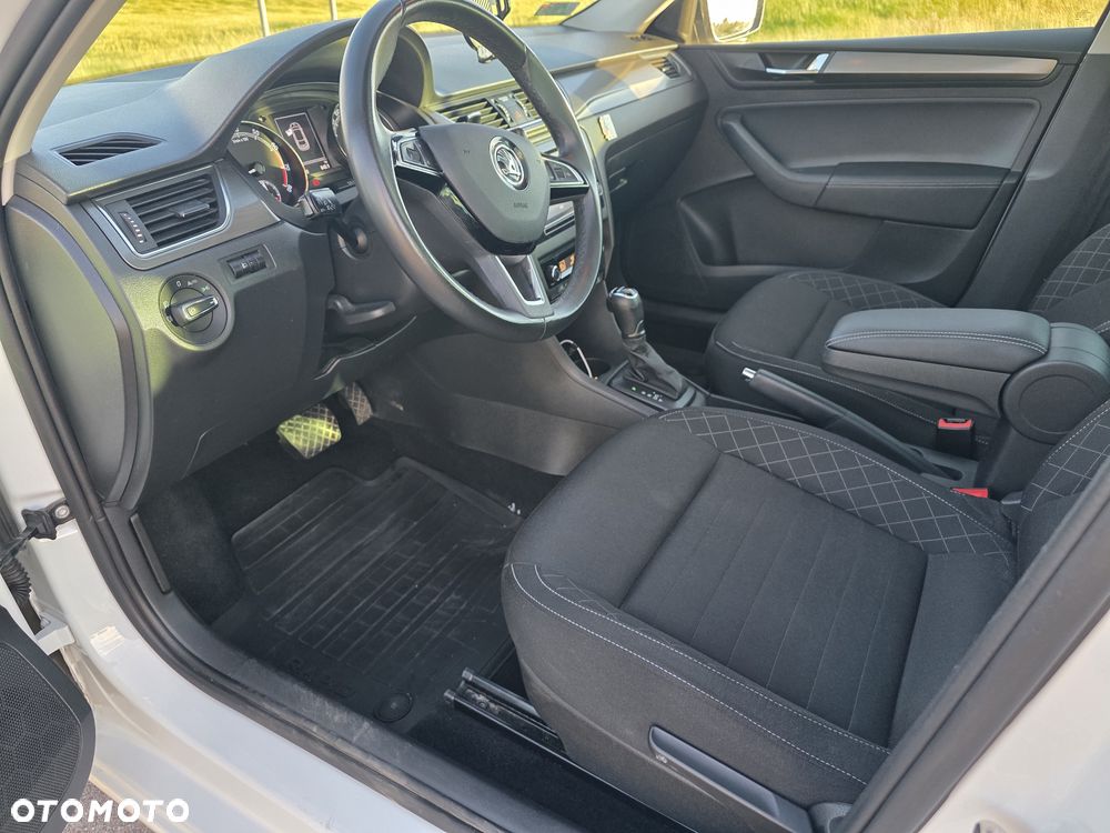 Skoda RAPID 1.0 TSI Ambition DSG - 9