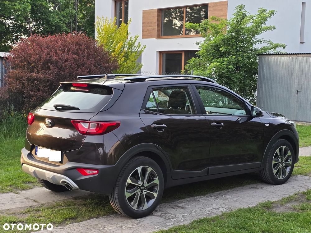 Kia Stonic 1.4 L - 5