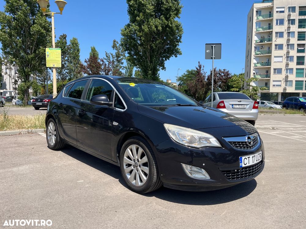 Opel Astra 1.7 CDTI Cosmo - 9