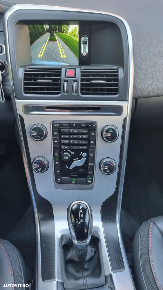 Volvo XC 60 - 8