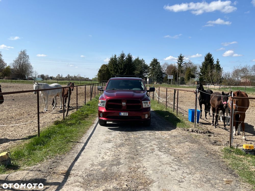 Dodge RAM - 18