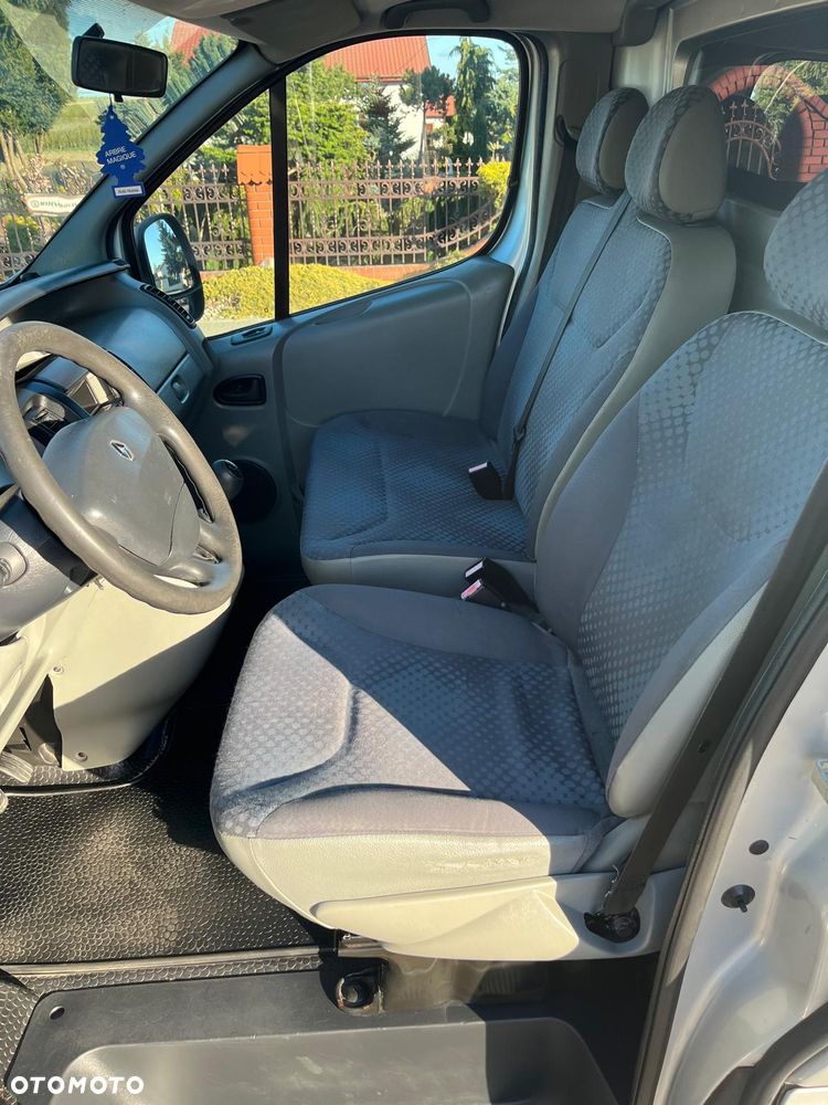 Renault Trafic - 14