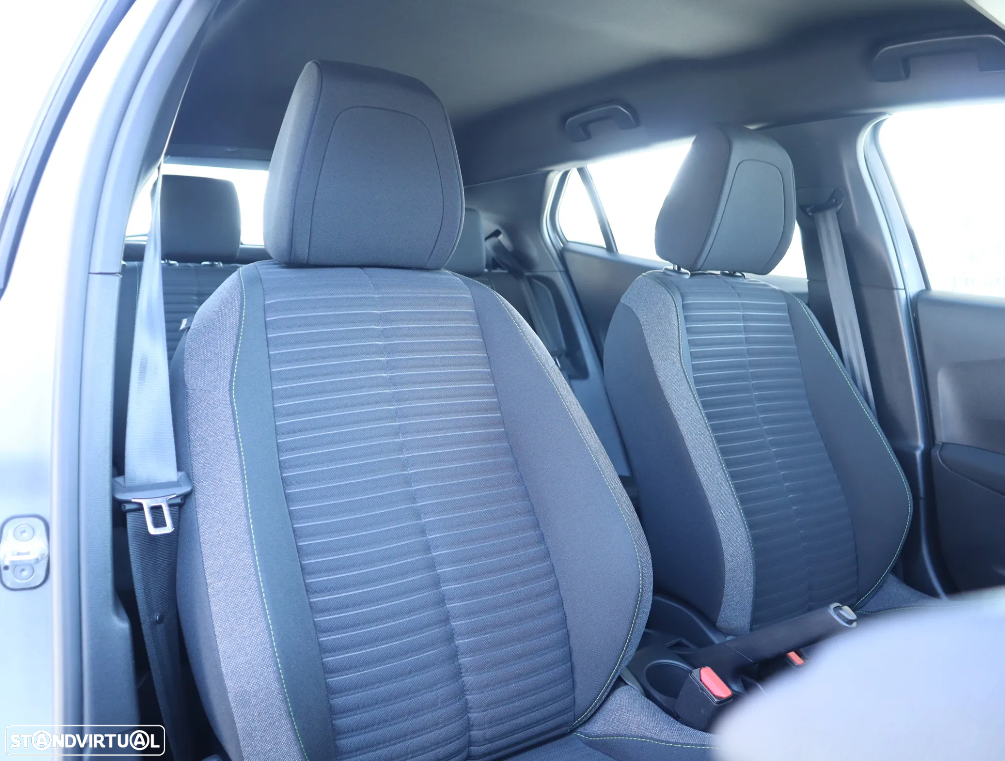 Peugeot 2008 1.2 PureTech Active - 19