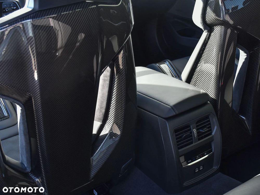 BMW M3 Competition xDrive sport - 28