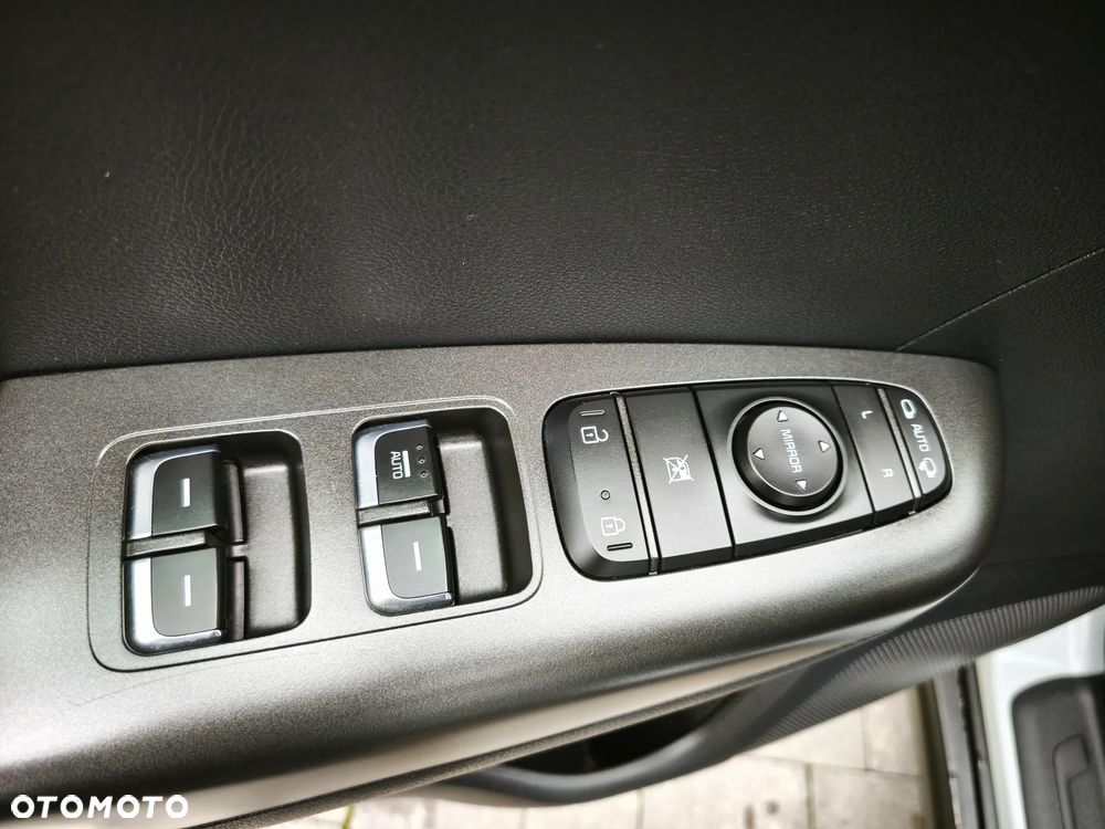 Kia Sportage 2.0 CRDI 2WD Attract - 22