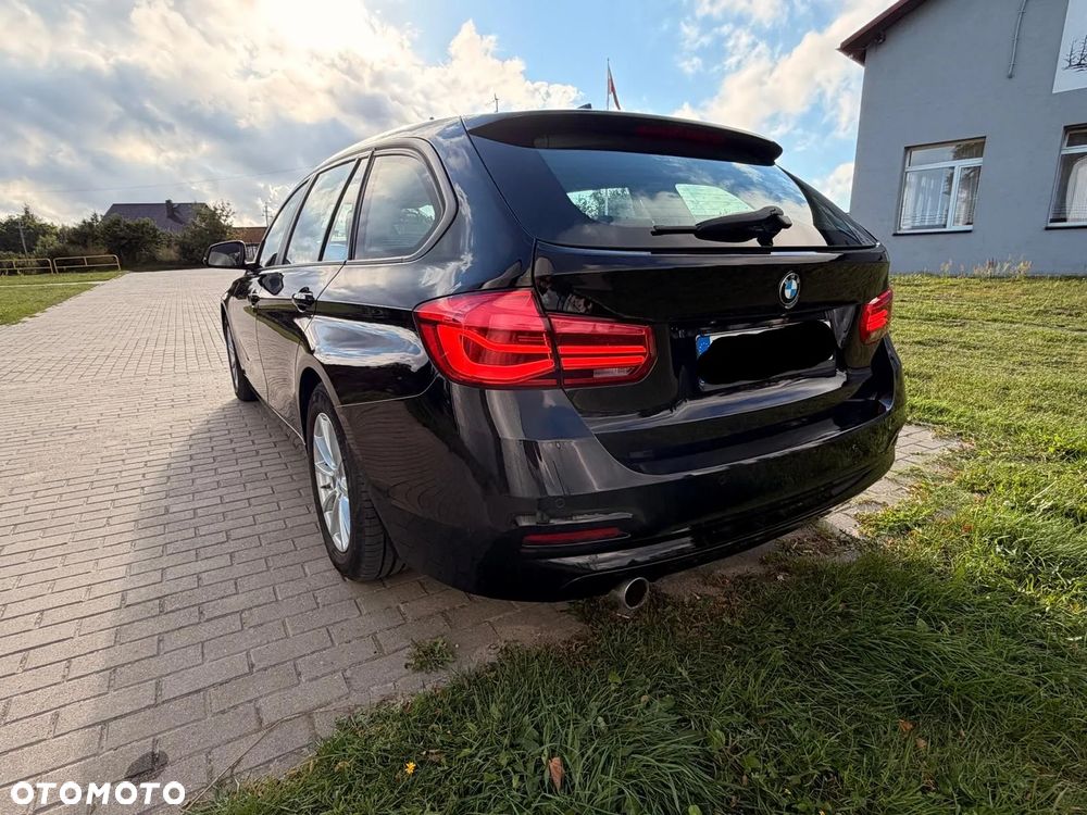 BMW Seria 3 318d - 20