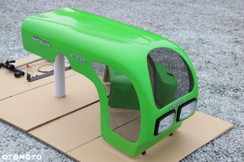 Maska URSUS C 330 C- 330 tworzywo Nowość fabryczna HIT RAL 6018 - 3