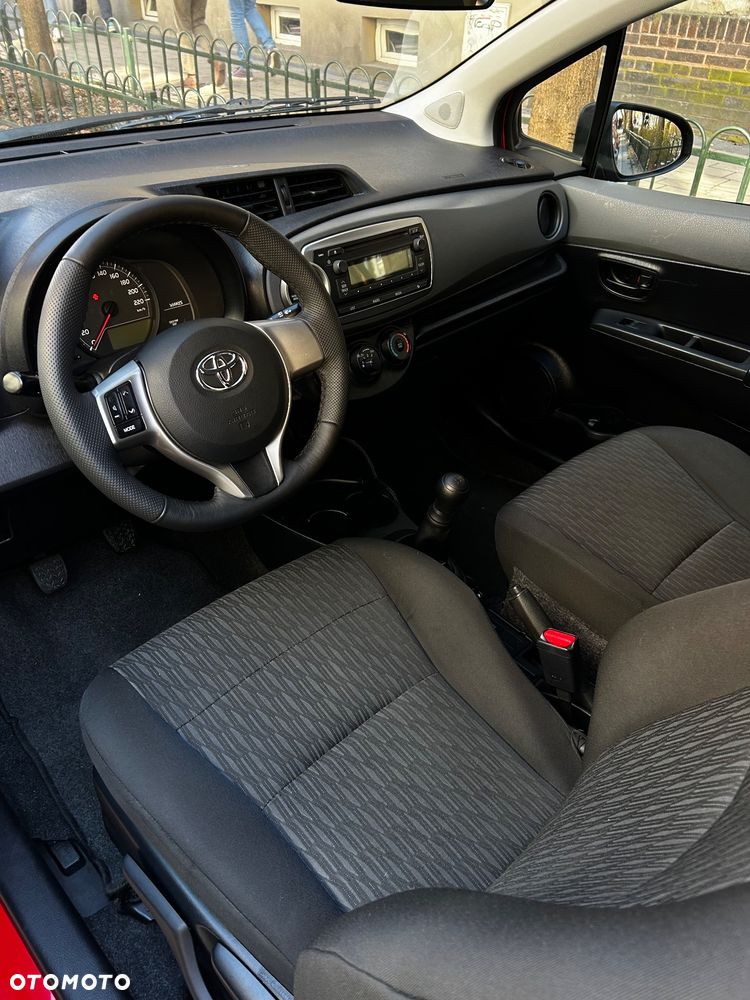 Toyota Yaris 1.0 VVT-i Luna - 11
