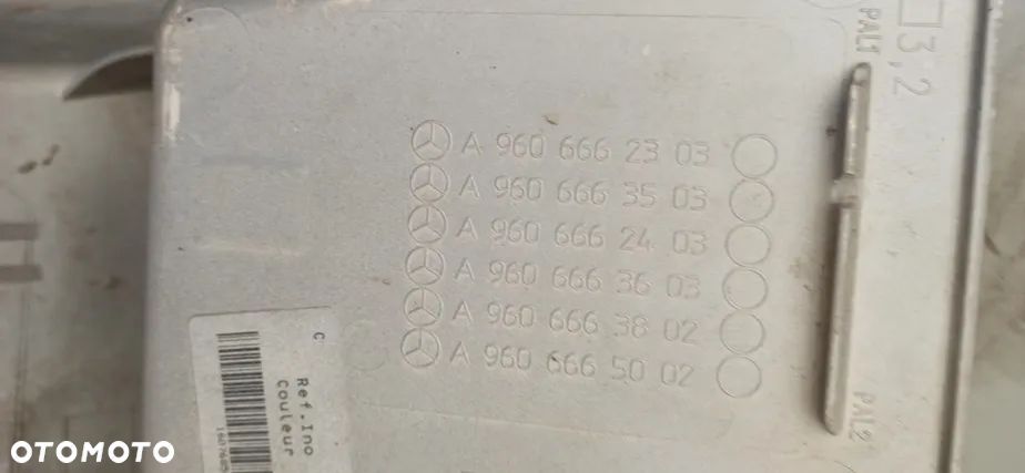 WNĘKA STOPNIA STOPNICA LEWA MERCEDES MP4 ANTOS 9606662303 - 3