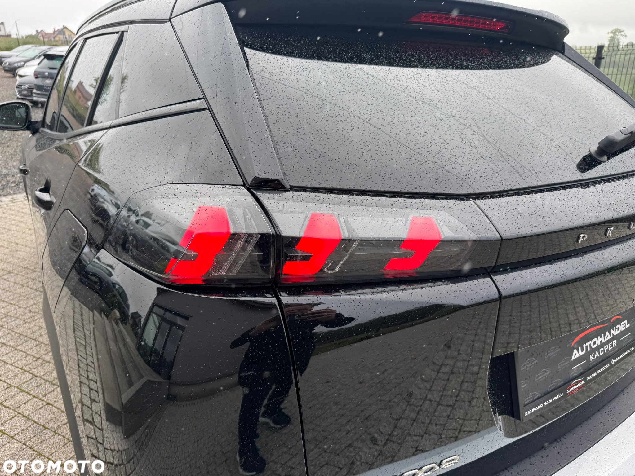 Peugeot 2008 1.5 BlueHDi Allure S&S - 8