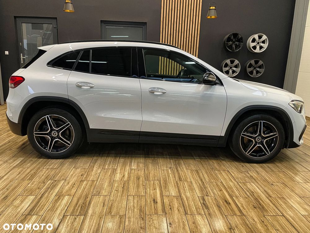 Mercedes-Benz GLA 250 AMG Line - 7