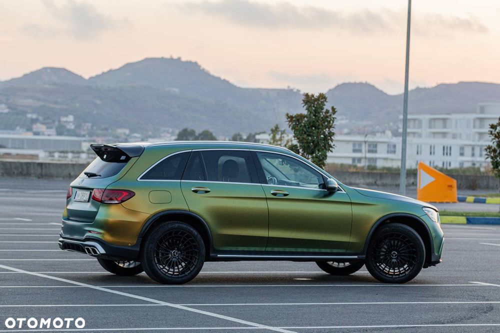 Mercedes-Benz GLC 300 4-Matic - 3