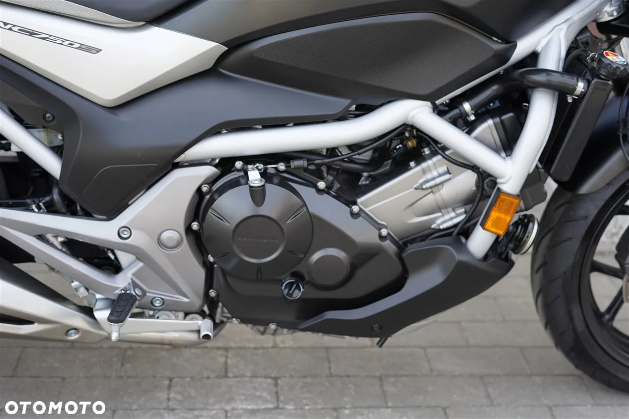 Honda NC - 11