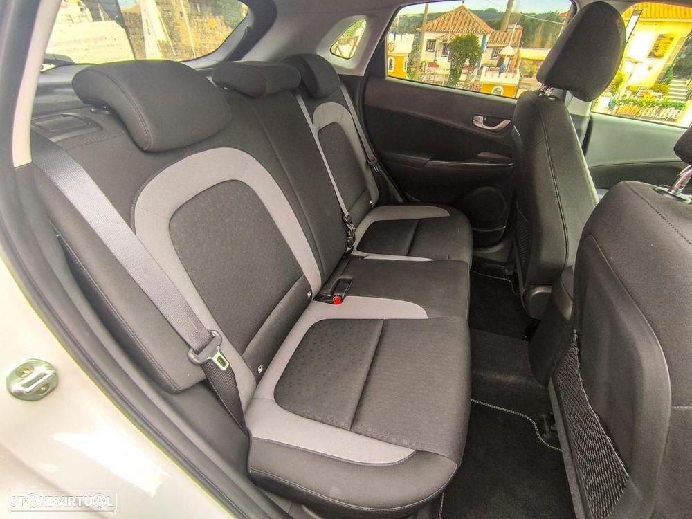 Hyundai Kauai 1.6 CRDi Premium 7DCT - 14