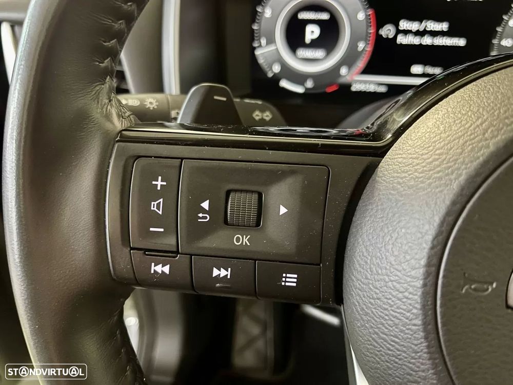 Nissan Qashqai 1.3 DIG-T N-Connecta LED Xtronic - 24