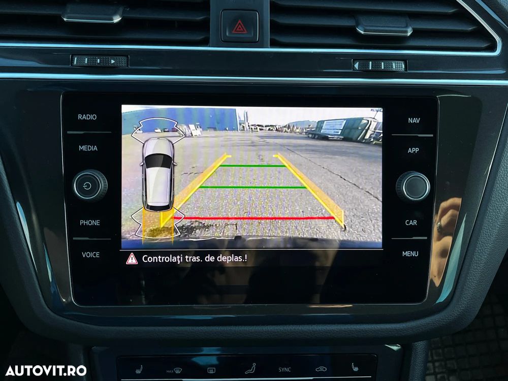 Volkswagen Tiguan 2.0 TDI SCR DSG 4Motion Life - 23