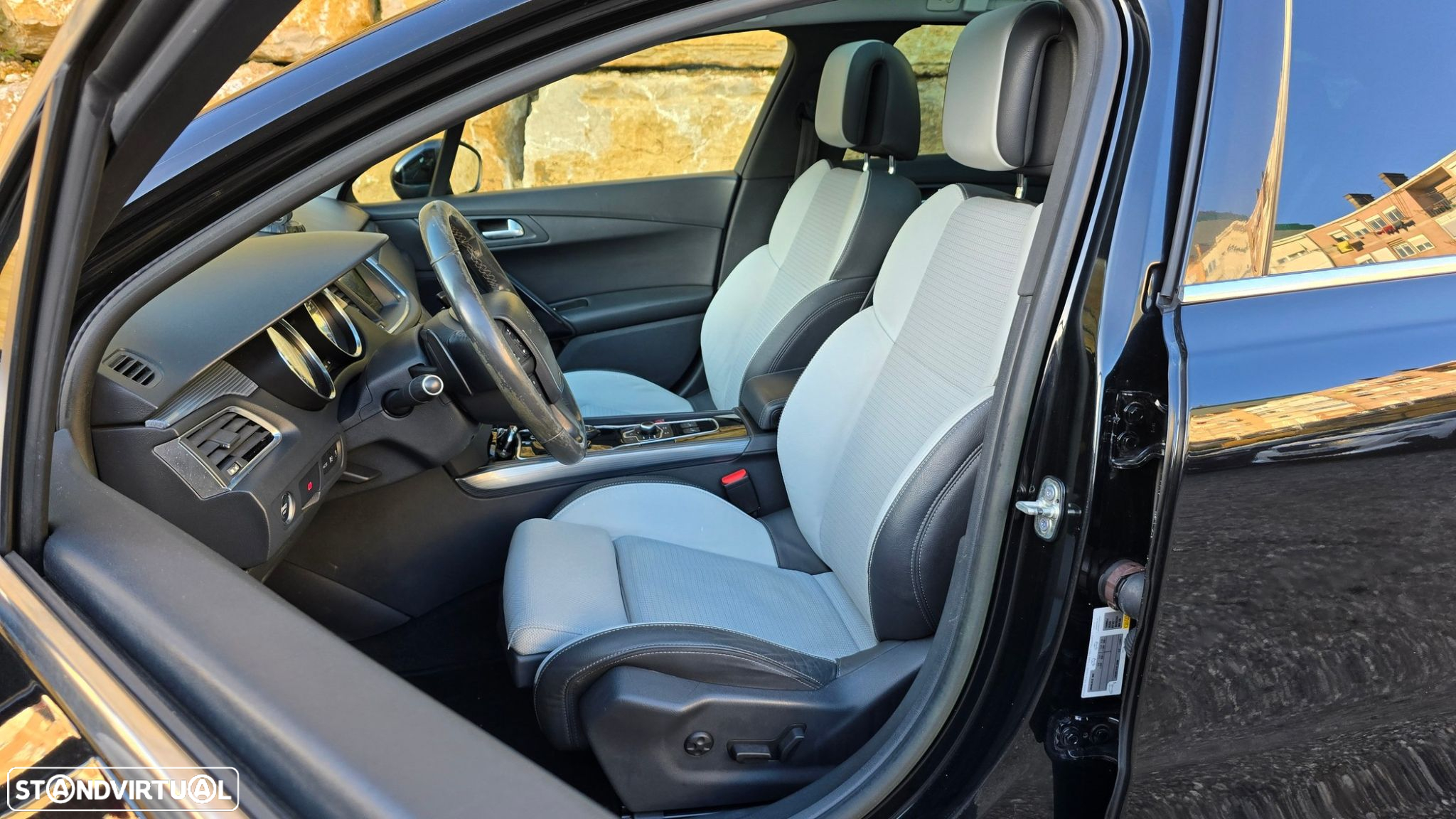 Peugeot 508 RXH 2.0 HDi Hybrid4 2-Tronic - 31
