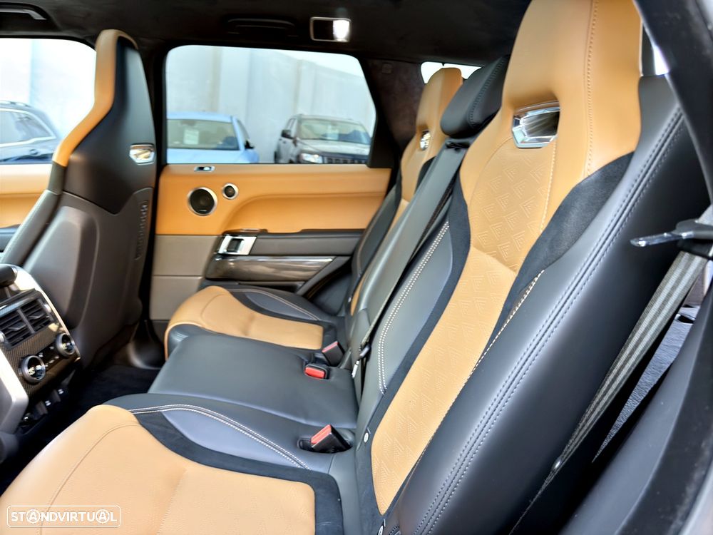 Land Rover Range Rover Sport P575 5.0 V8 SVR Carbon Edition - 44