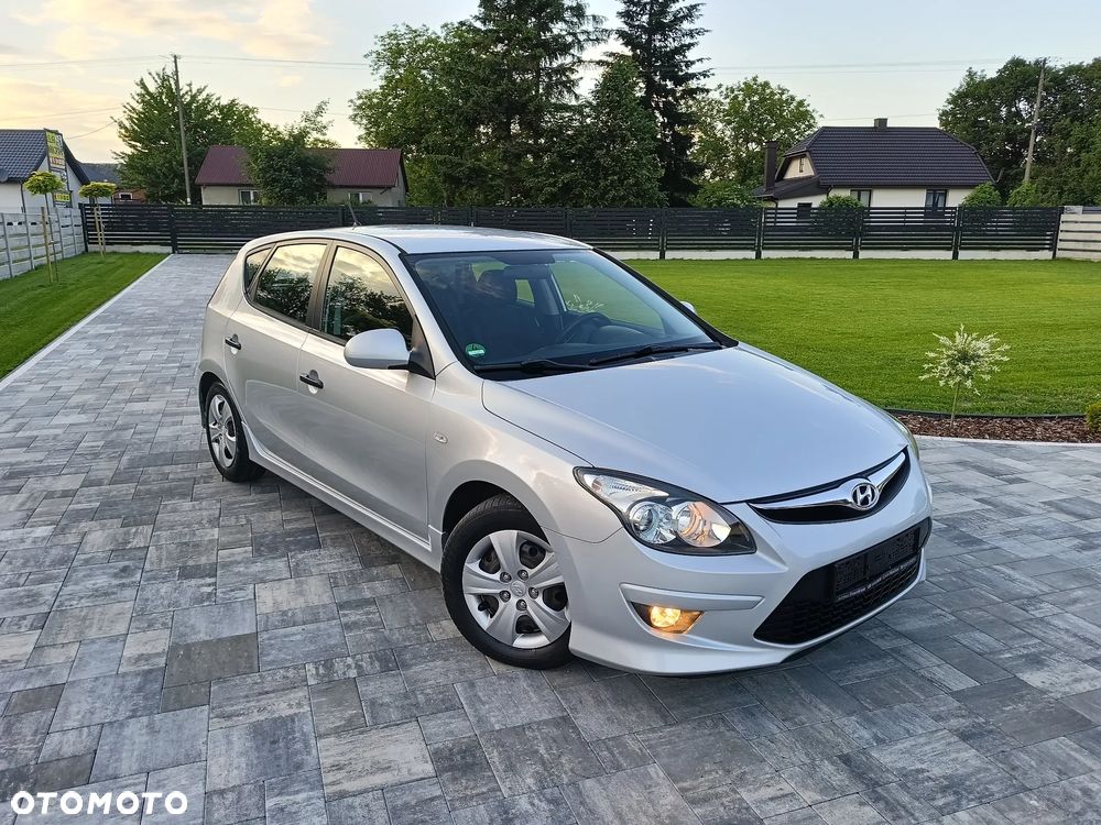 Hyundai i30 1.6 CRDi FIFA WM Edition - 6