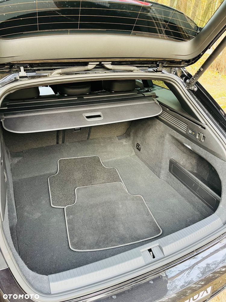 Volkswagen Arteon 2.0 TDI SCR 4Motion DSG R-Line - 31