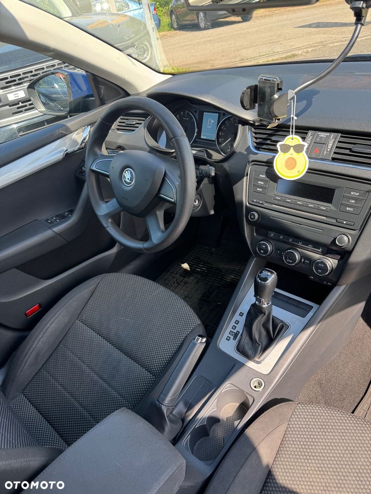 Skoda Octavia 1.6 TDI Elegance DSG - 9