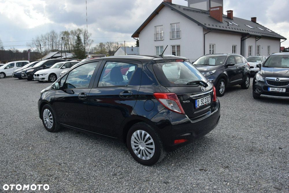 Toyota Yaris 1.33 Prestige - 10