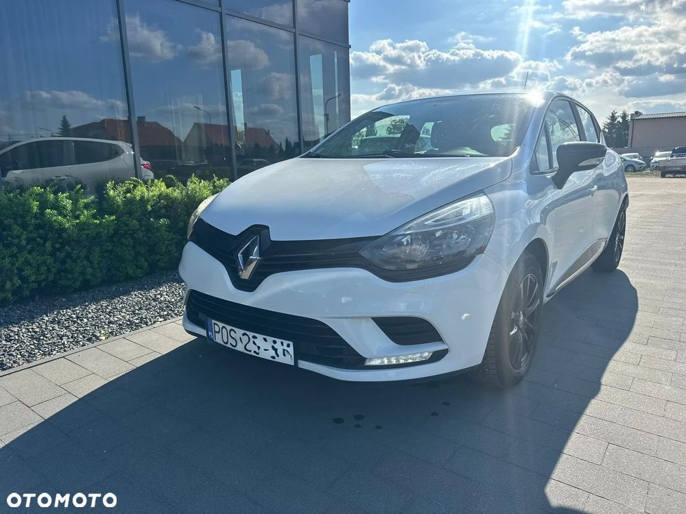 Renault Clio - 9
