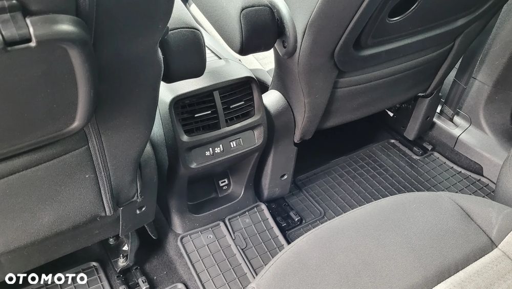 Fiat Doblo 1.6 Multijet 16V Lounge - 24