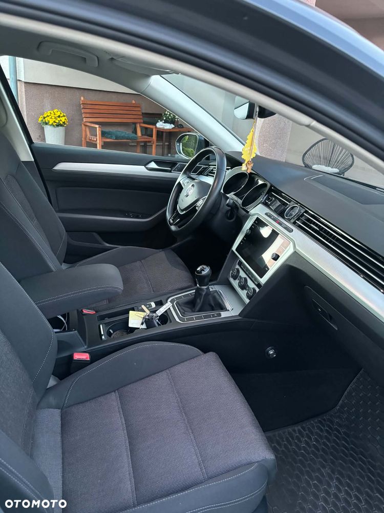Volkswagen Passat 1.5 TSI EVO Comfortline - 7