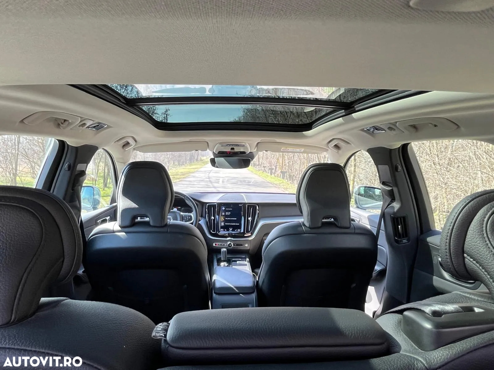 Volvo XC 60 T8 Twin Engine AWD Momentum - 3