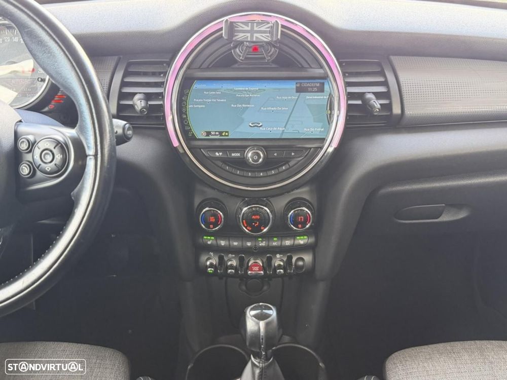 MINI 5 Portas Cooper D 4Business - 14