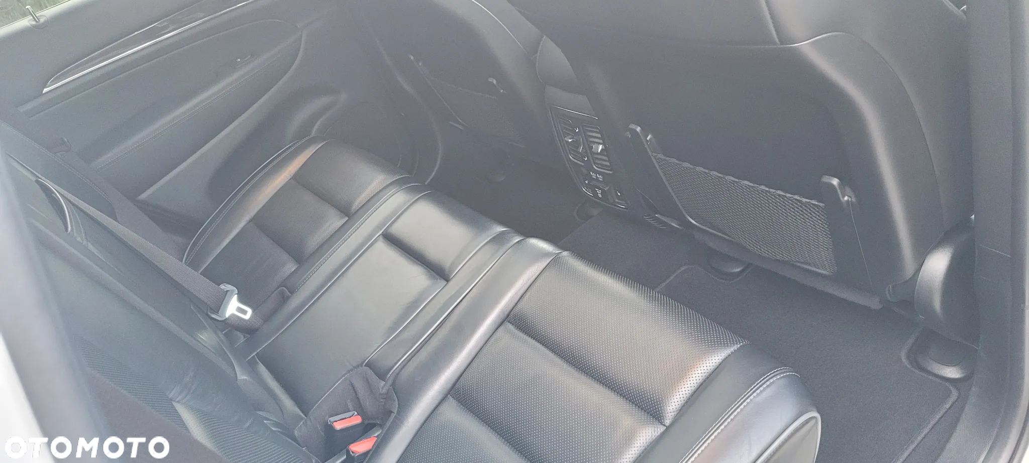 Jeep Grand Cherokee 3.6 V6 Overland - 32