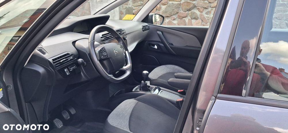 Citroën C4 Grand Picasso - 12