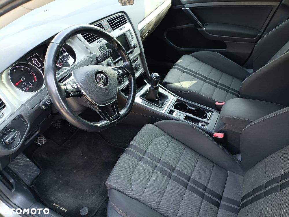 Volkswagen Golf Variant 2.0 TDI BMT Comfortline - 17