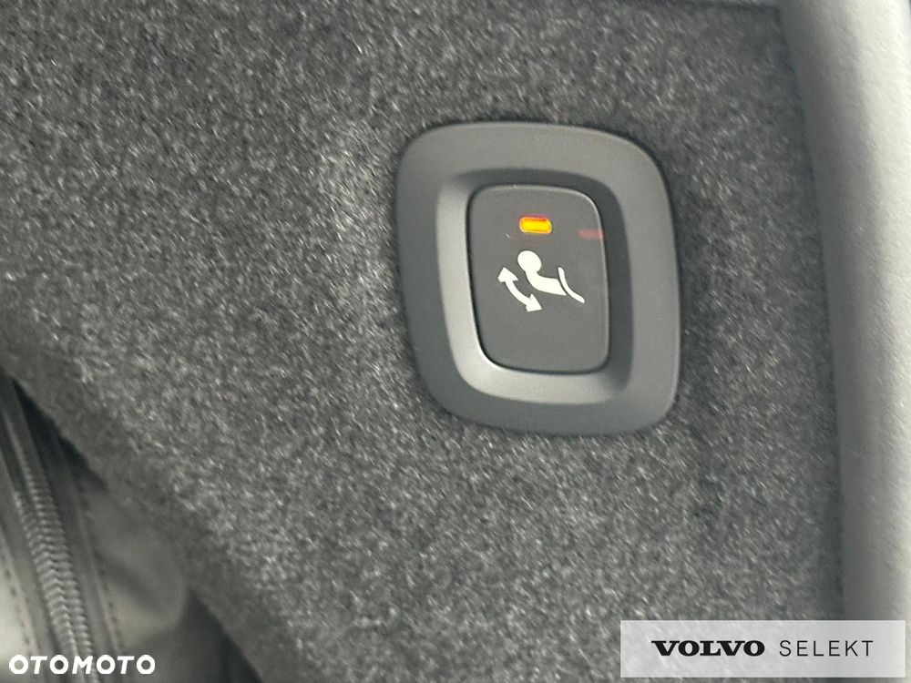 Volvo XC 90 - 23