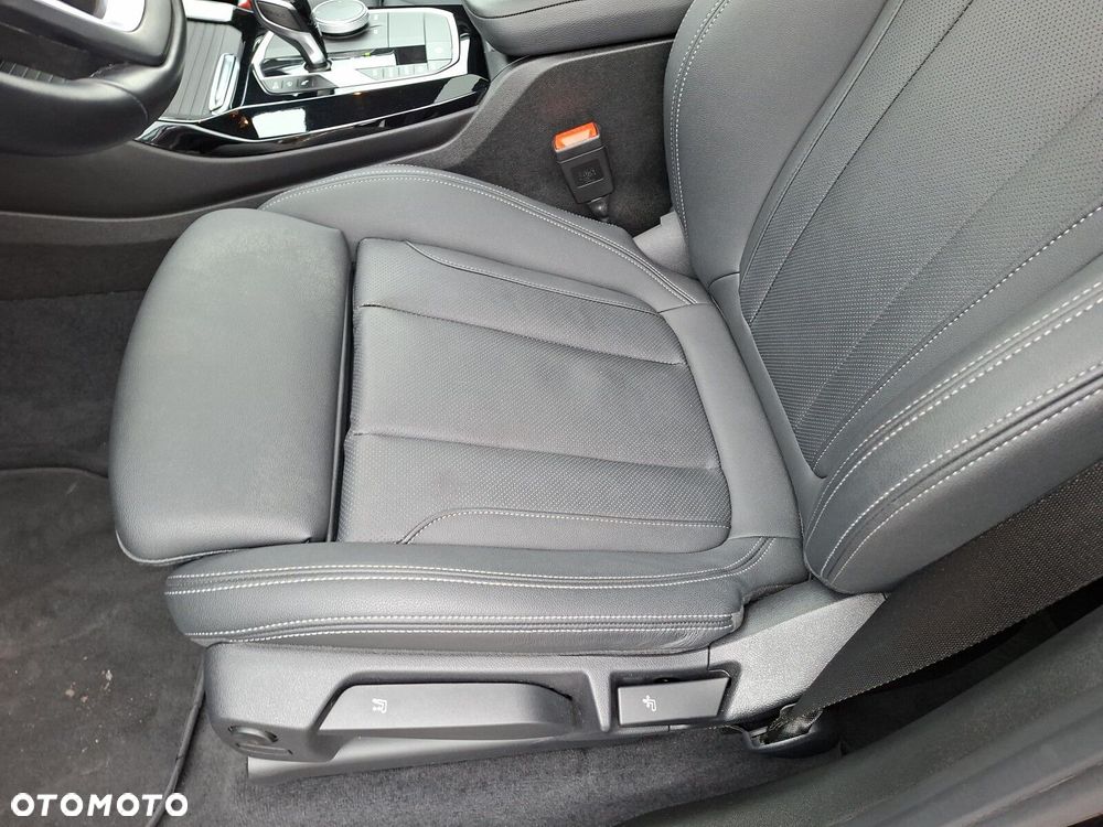 BMW X3 - 16