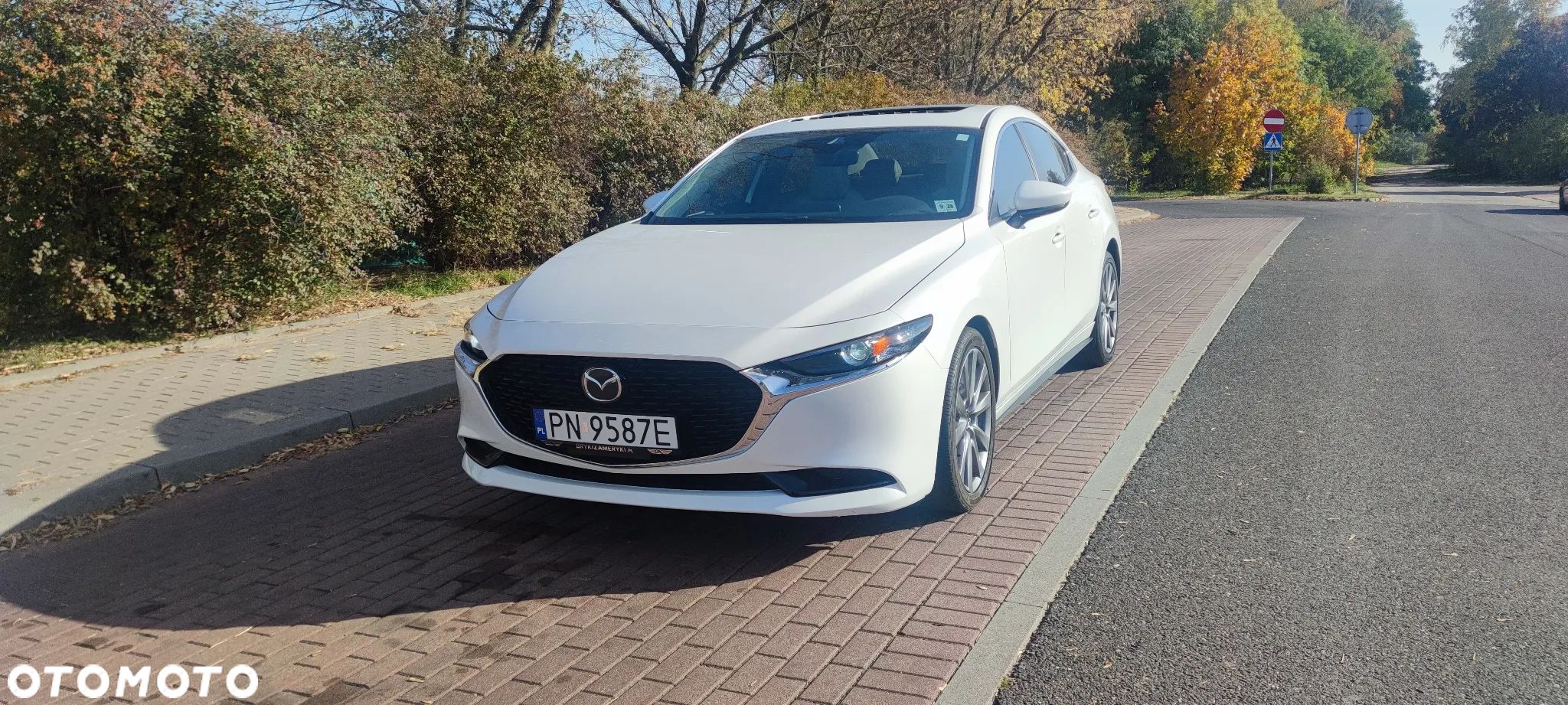 Mazda 3 - 1