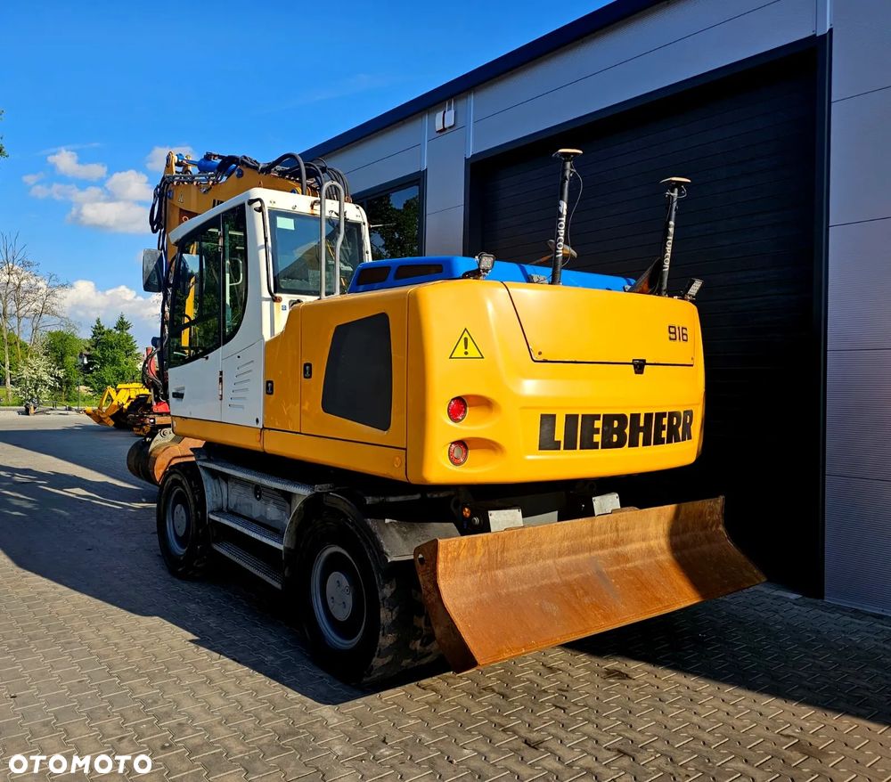 Liebherr A916 - 5