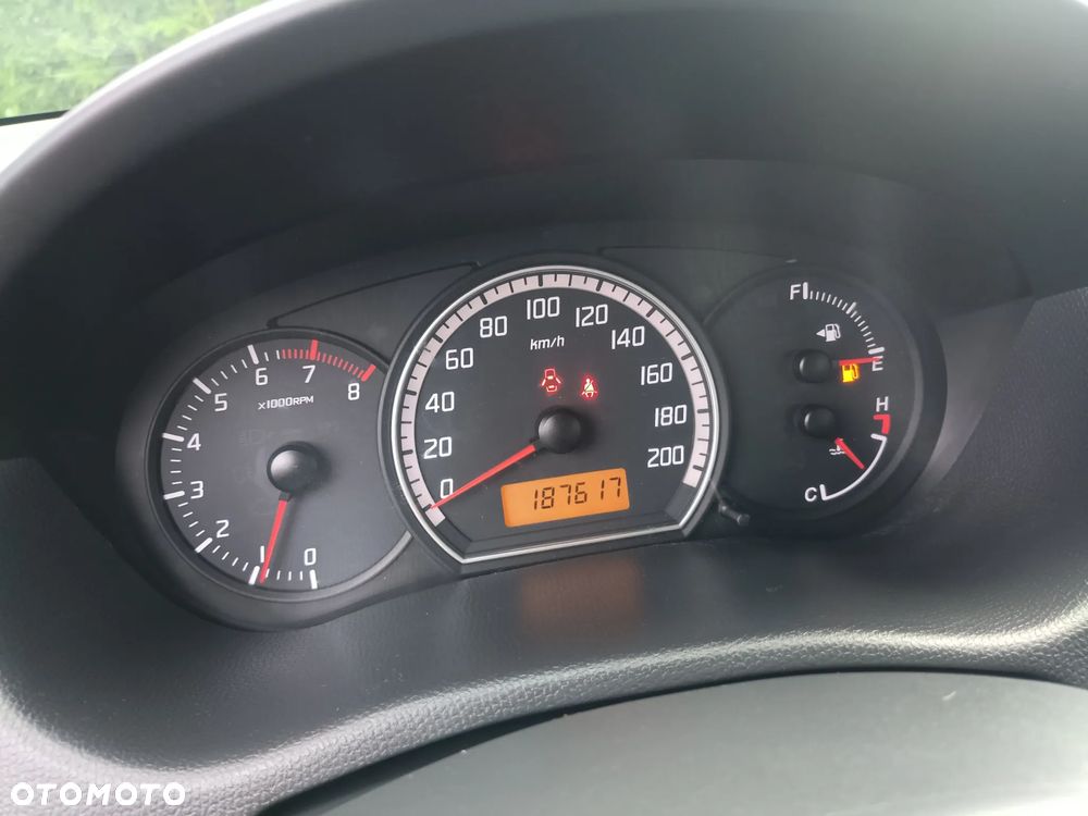 Suzuki Swift 1.3 GS / Premium 4WD - 22