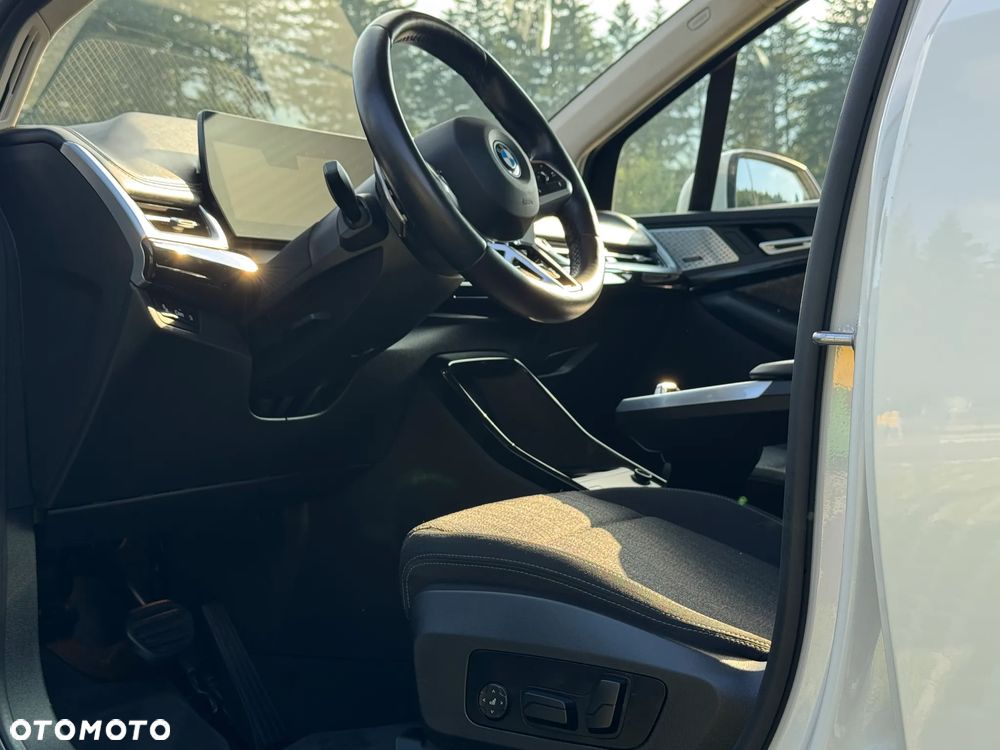 BMW Seria 2 225e xDrive - 24